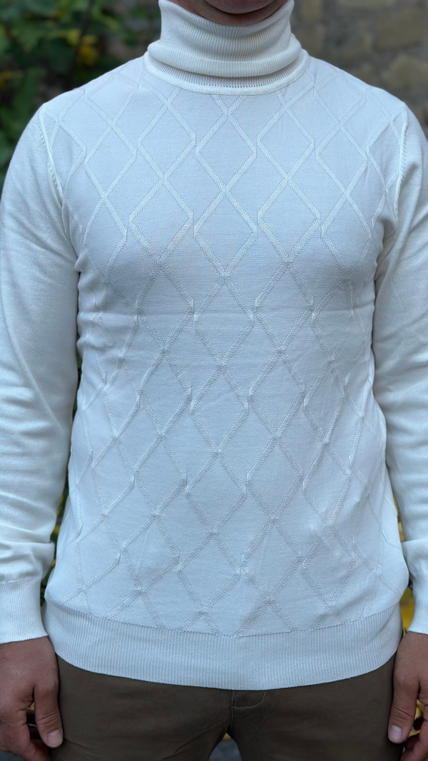 Maglione dolcevita bianco a quadri